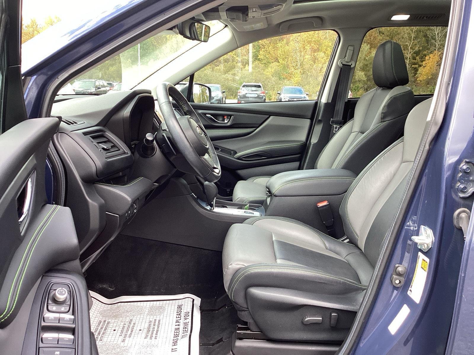 Used 2023 Cosmic Blue Pearl Subaru Onyx Edition image 17