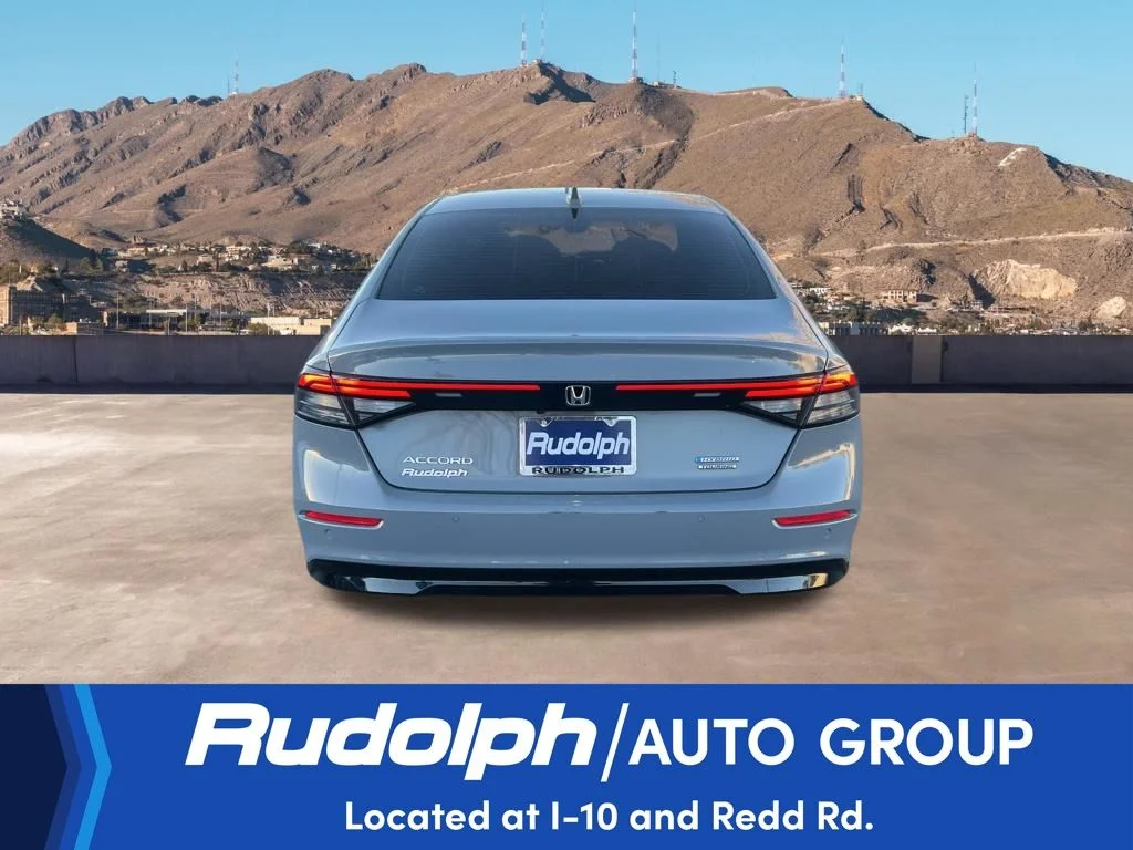 Used 2024 Gray Honda Touring image 4