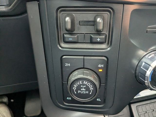 Used 2025 Gray Ford Lariat image 24