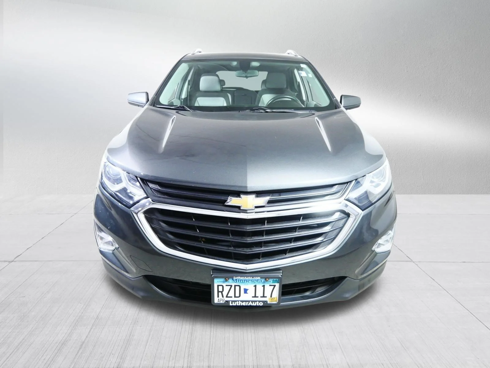 Used 2018 Chevrolet Equinox LT with VIN 2GNAXTEX8J6266678 for sale in Minneapolis, MN