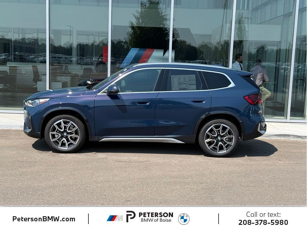 New 2026 Night Dusk Blue Metallic BMW xDrive28i image 2