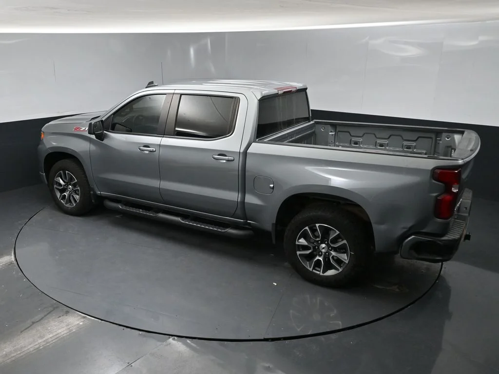 Used 2024 Gray Chevrolet RST image 15