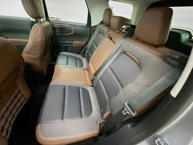 Used 2023 Silver Metallic Ford Outer Banks image 24