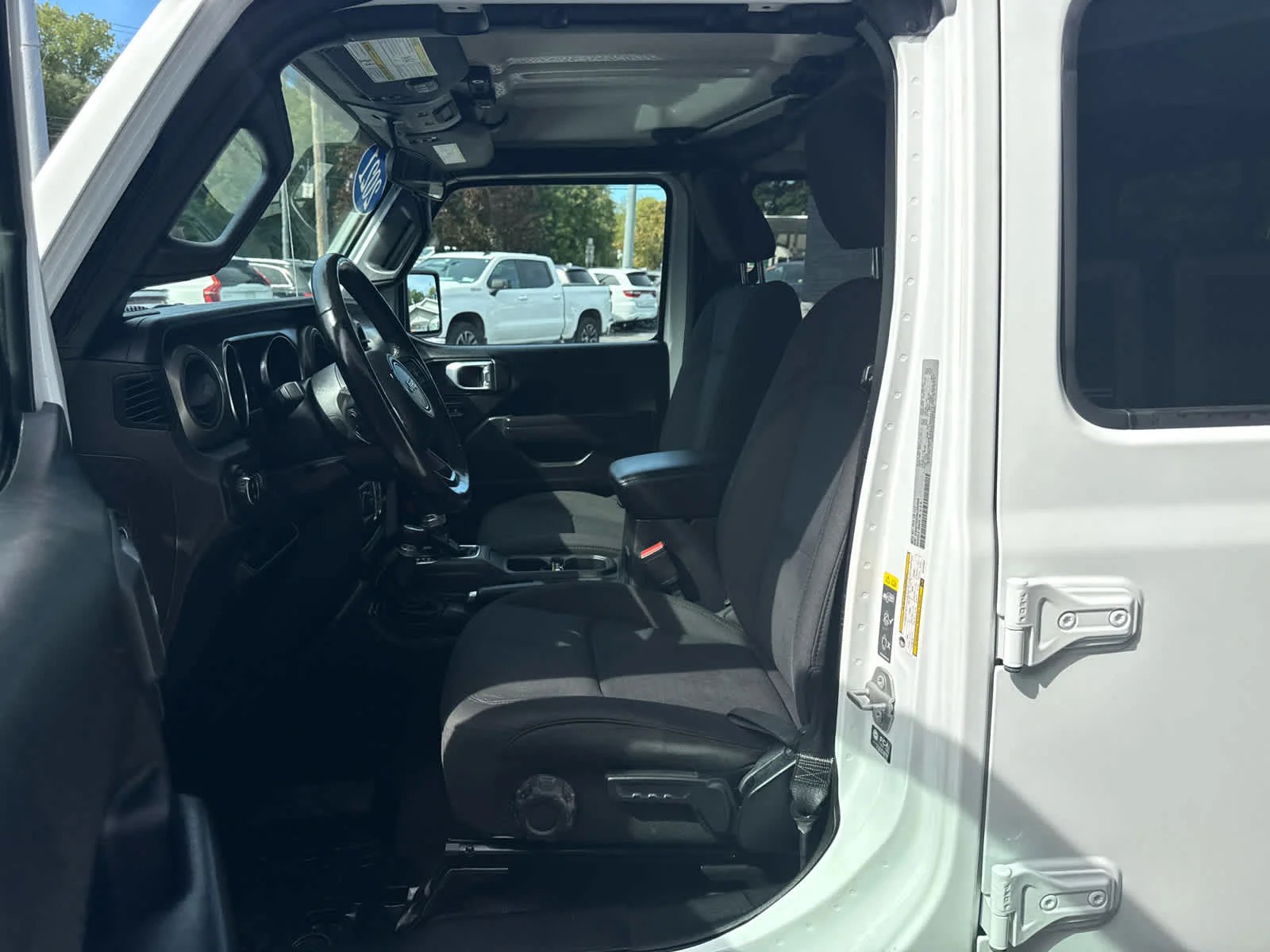 Used 2021 Bright White Clearcoat Jeep Sport S image 14