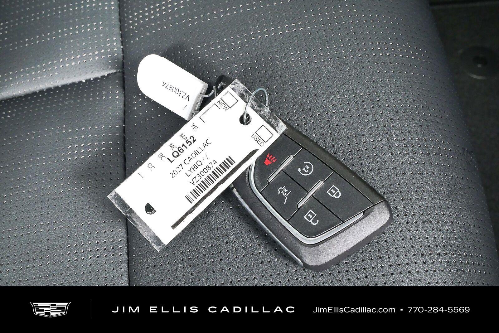 New 2027 Vibrant White Tricoat Cadillac Sport image 39