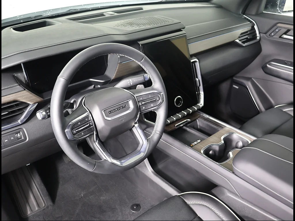 Used 2024 Summit White GMC Denali image 6
