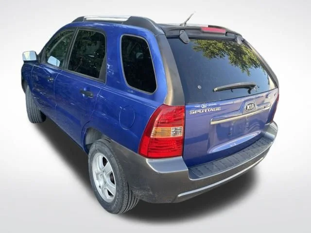 Used 2008 Blue Kia LX image 10