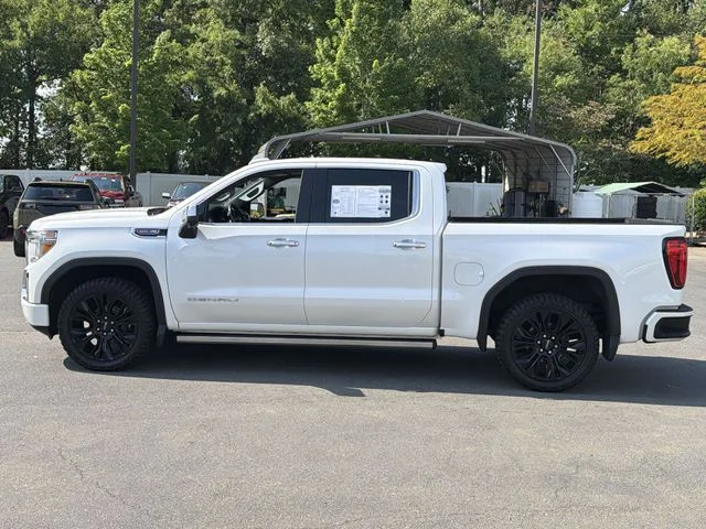 Used 2020 White GMC Denali image 10