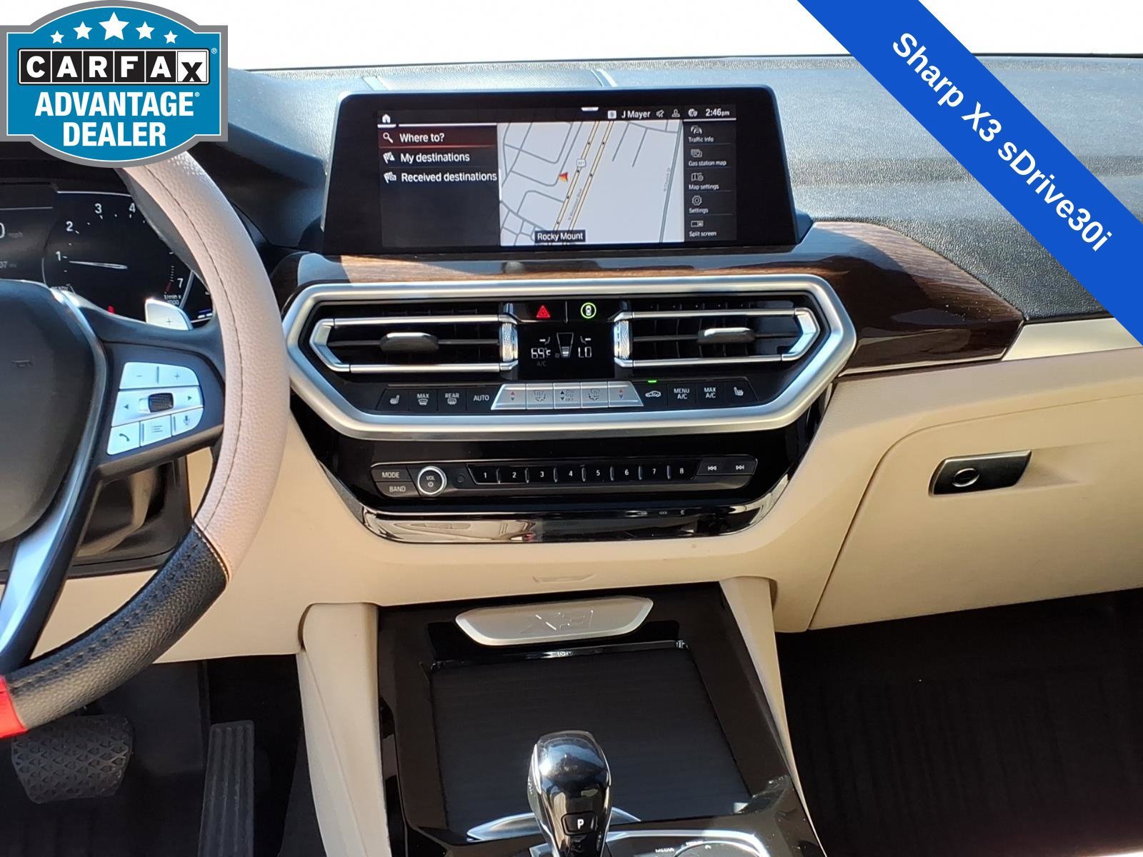 Used 2022  BMW sDrive30i image 14