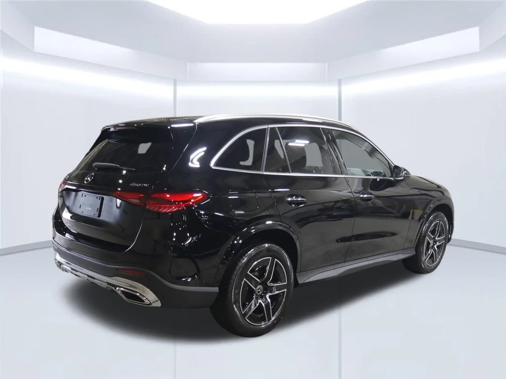 Certified Used 2026 Black Mercedes-Benz GLC 300 image 5