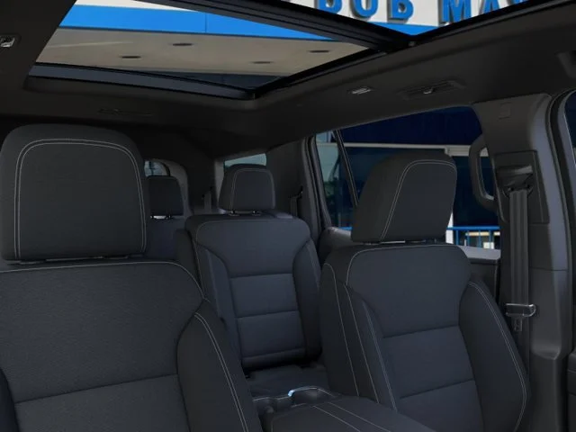 New 2027 Summit White Chevrolet LT image 24