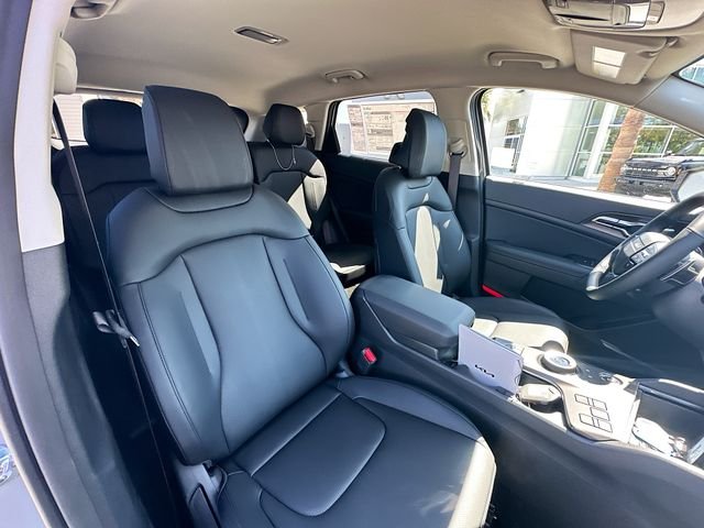 New 2026 Wolf Gray Kia EX image 27