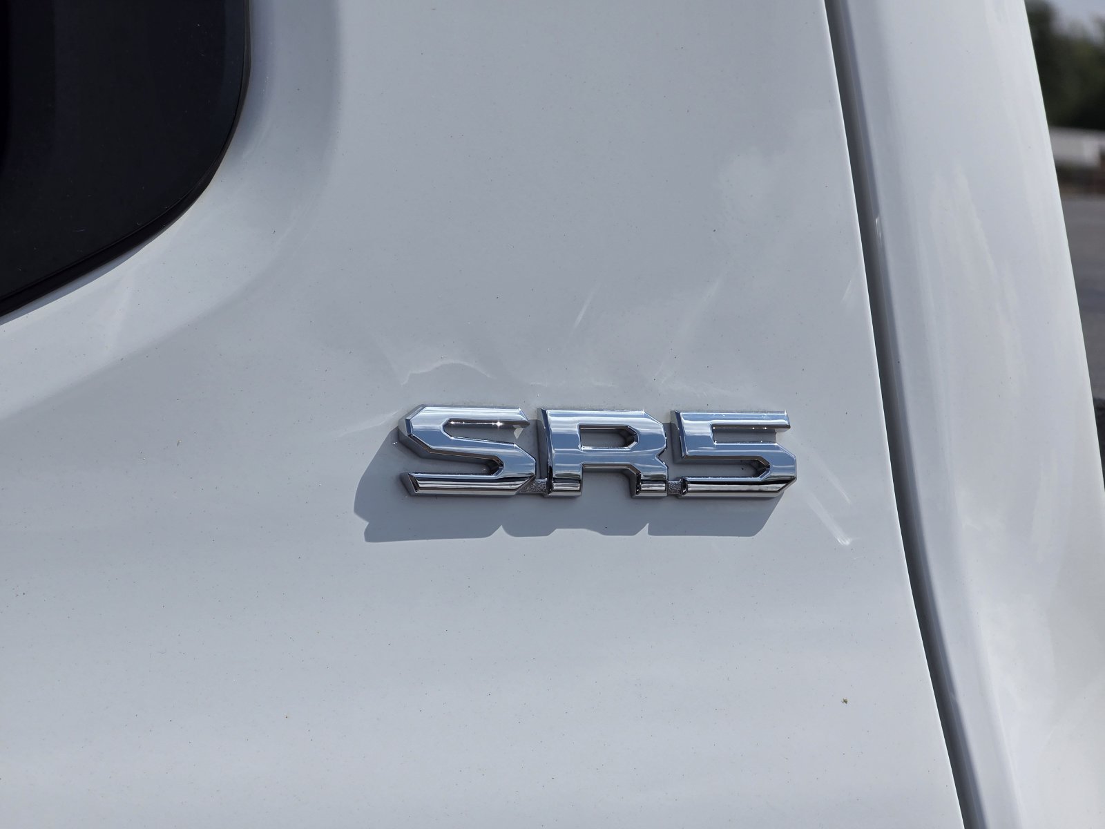 2025 Toyota Tacoma SR5 - Photo 30