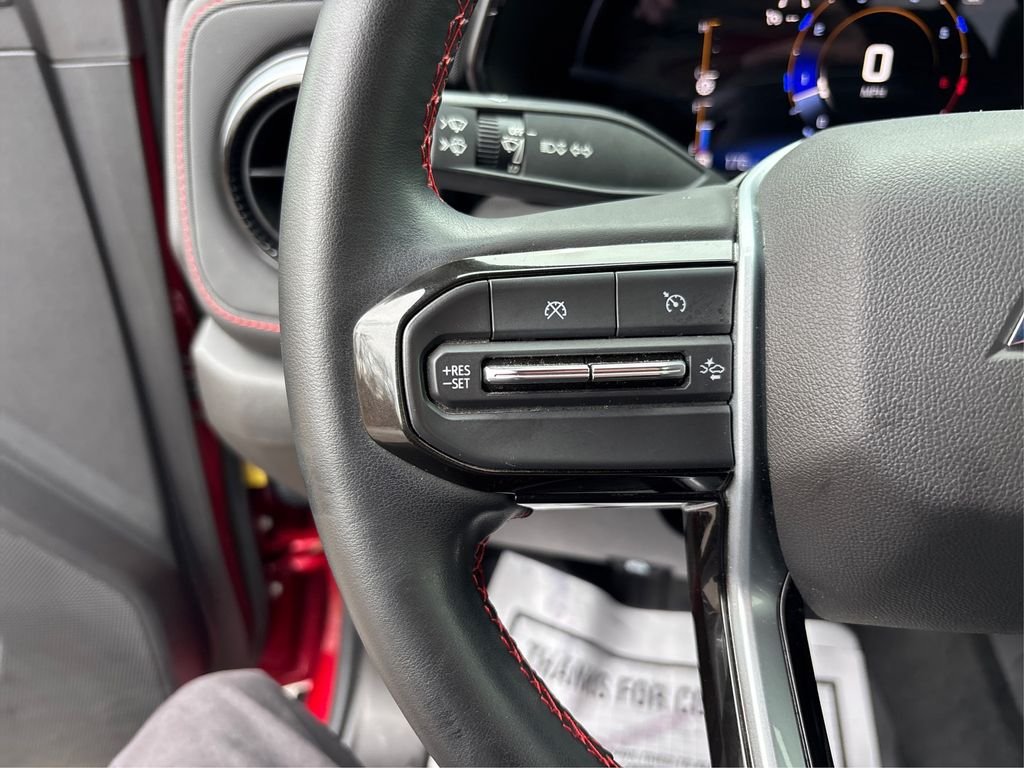 Used 2023 Red Chevrolet Z71 image 26