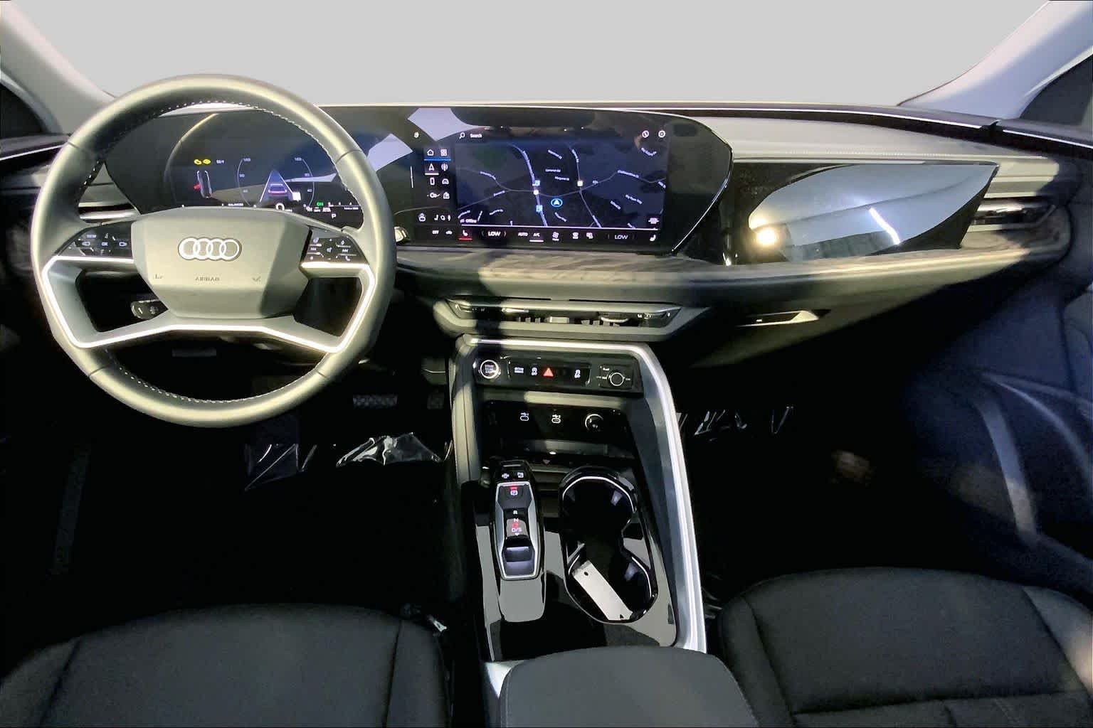 Used 2025 Navarra Blue Metallic Audi Premium image 16