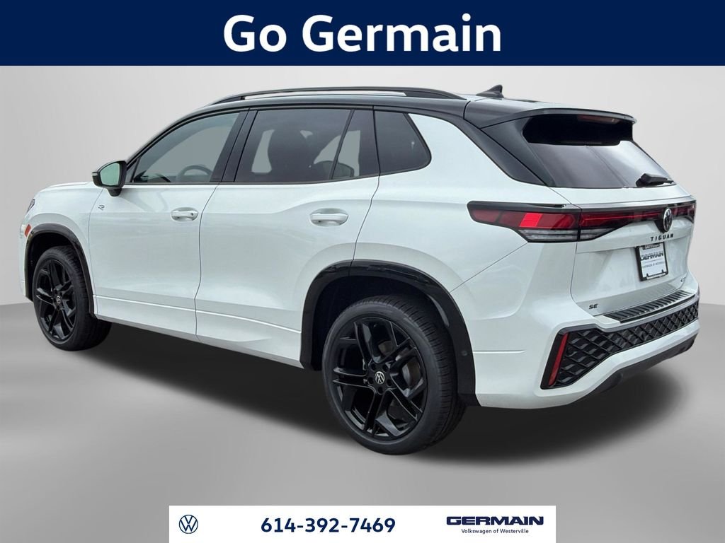 New 2026 Opal White w/Deep Black Roof Volkswagen 2.0T SE R-Line Black image 10