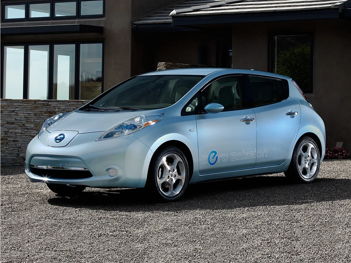 2013 Nissan Leaf SV's photo