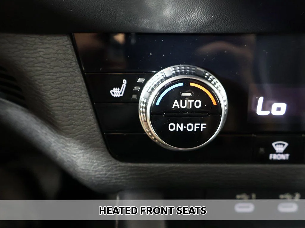 2025 Mitsubishi Outlander SE - Photo 9