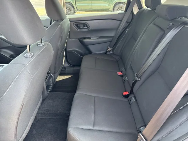 Used 2024 Gray Nissan S image 11