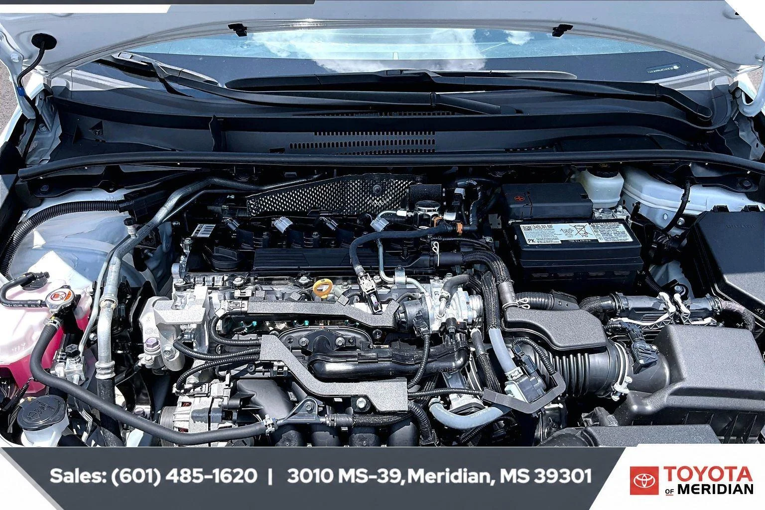 Used 2023 Ice Cap Toyota LE image 8