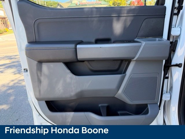 Used 2025 White Ford XLT image 34