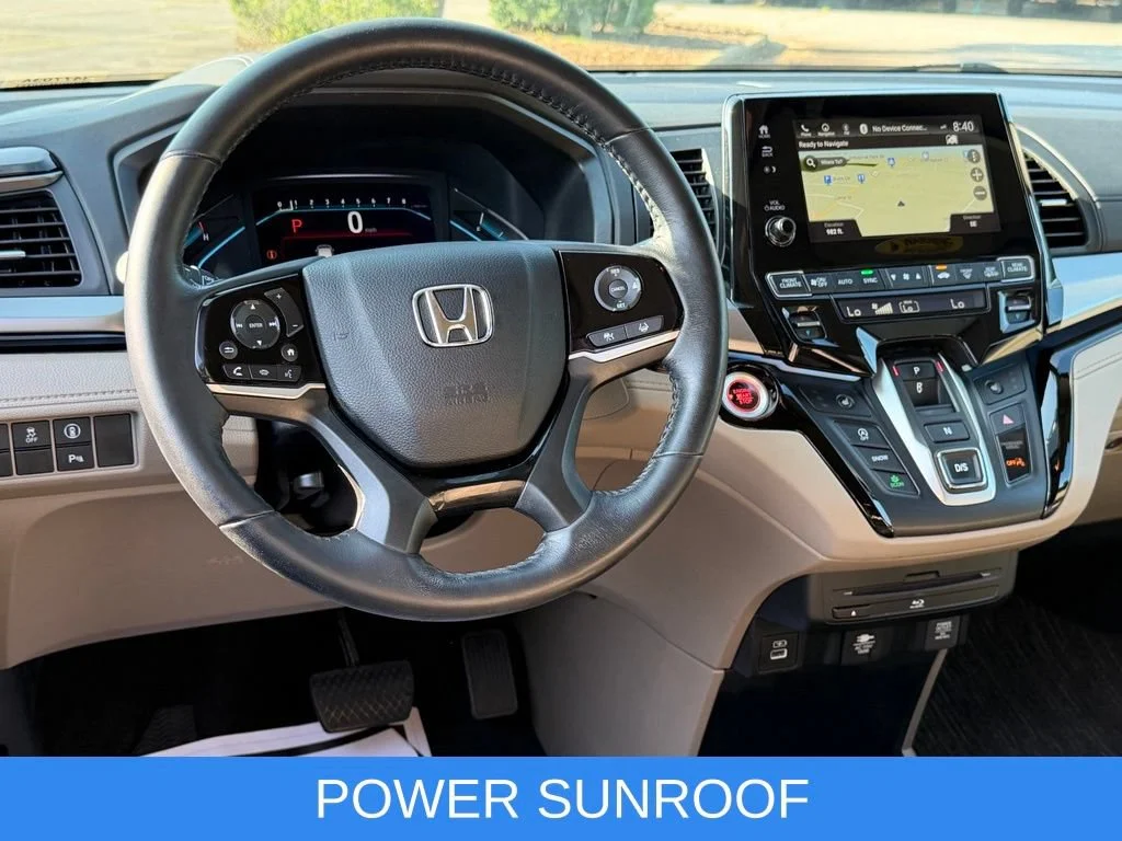 Used 2021 Red Honda Touring image 5