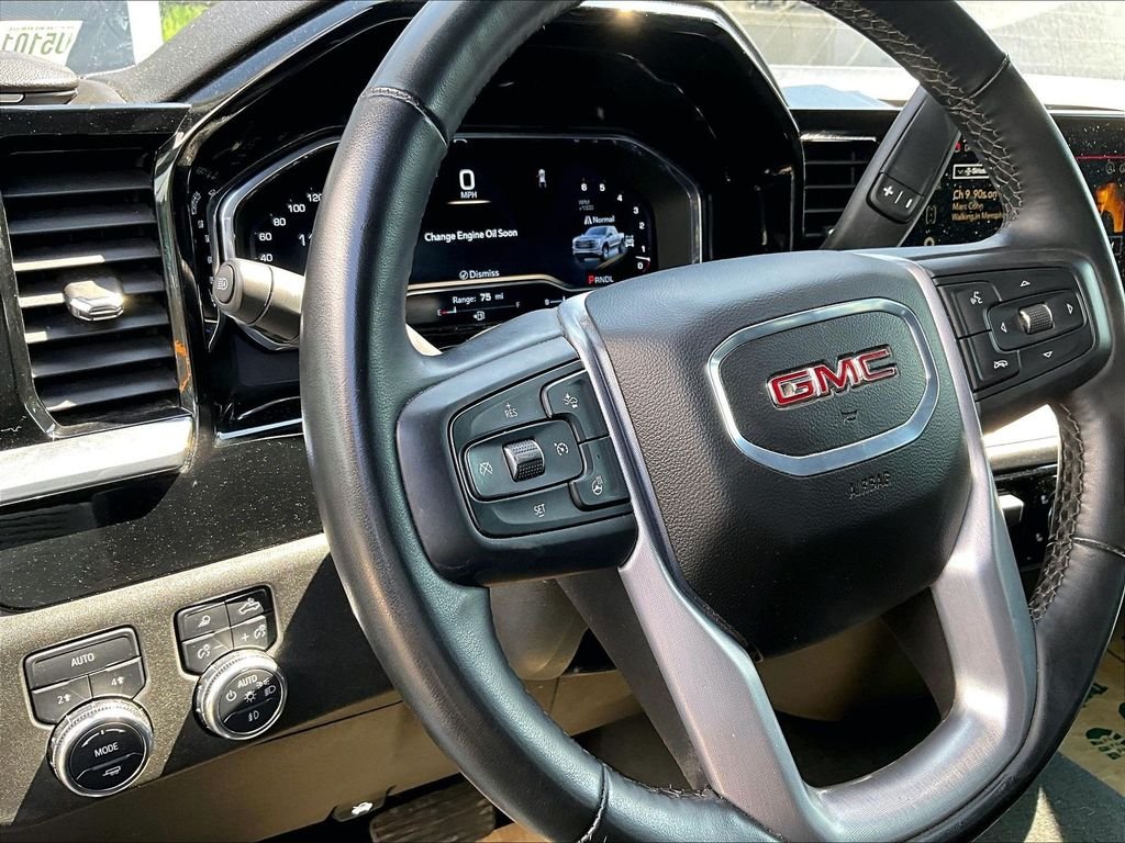 Used 2025 Black GMC SLT image 20