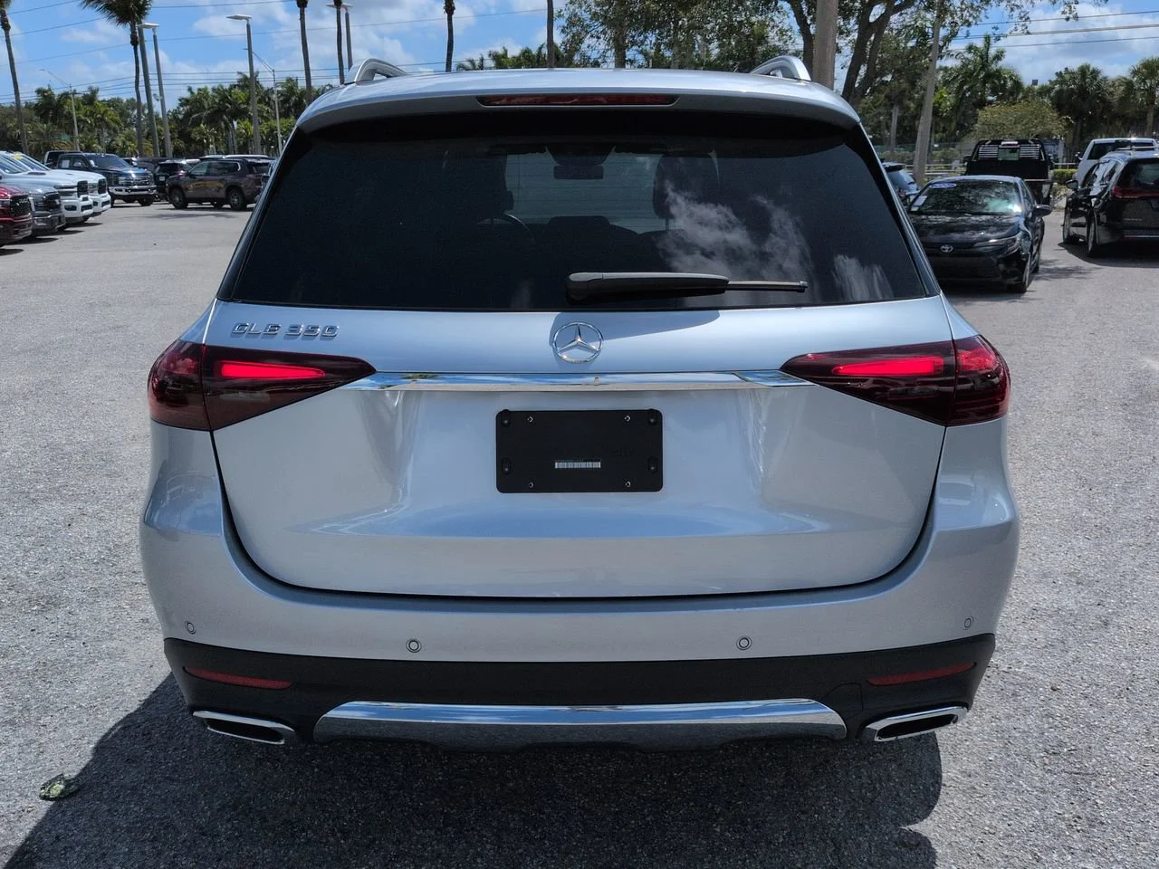 Used 2025 Selenite Gray Metallic Mercedes-Benz GLE 350 image 6