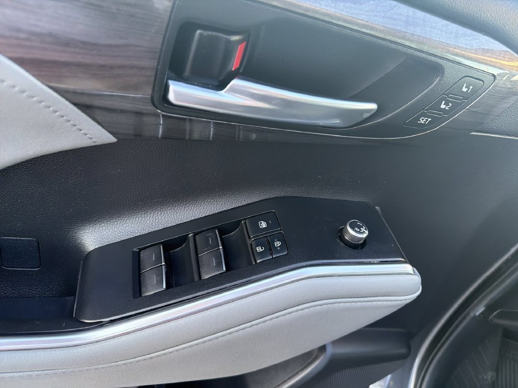 2021 Toyota Highlander Platinum - Photo 10