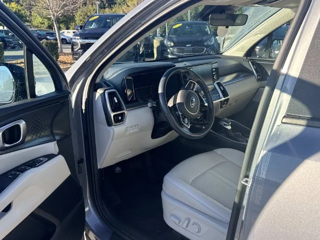 Certified Used 2021 Silver Kia S image 4