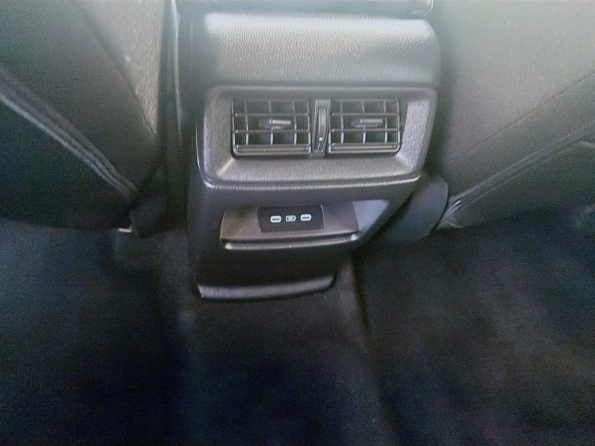 Used 2024 sparkle silver metallic Honda EX image 20