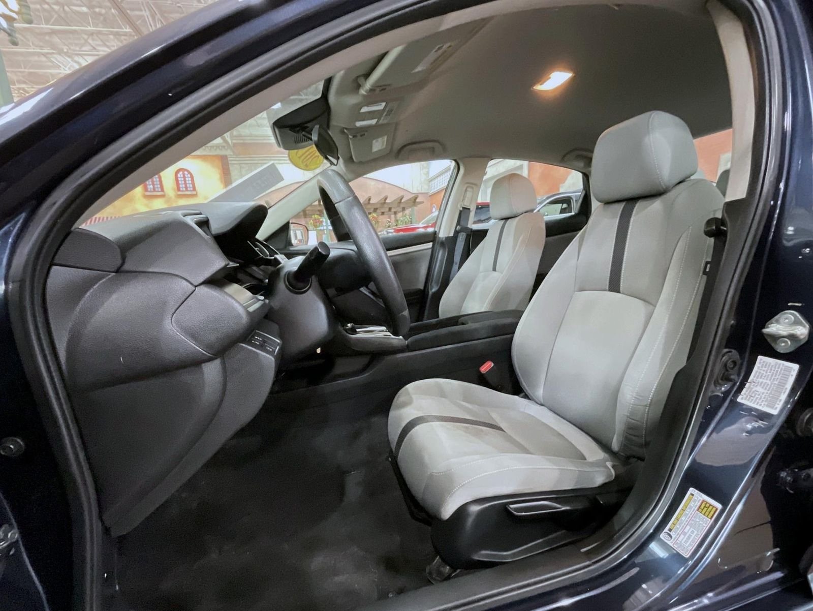 Used 2019 Blue Honda LX image 10