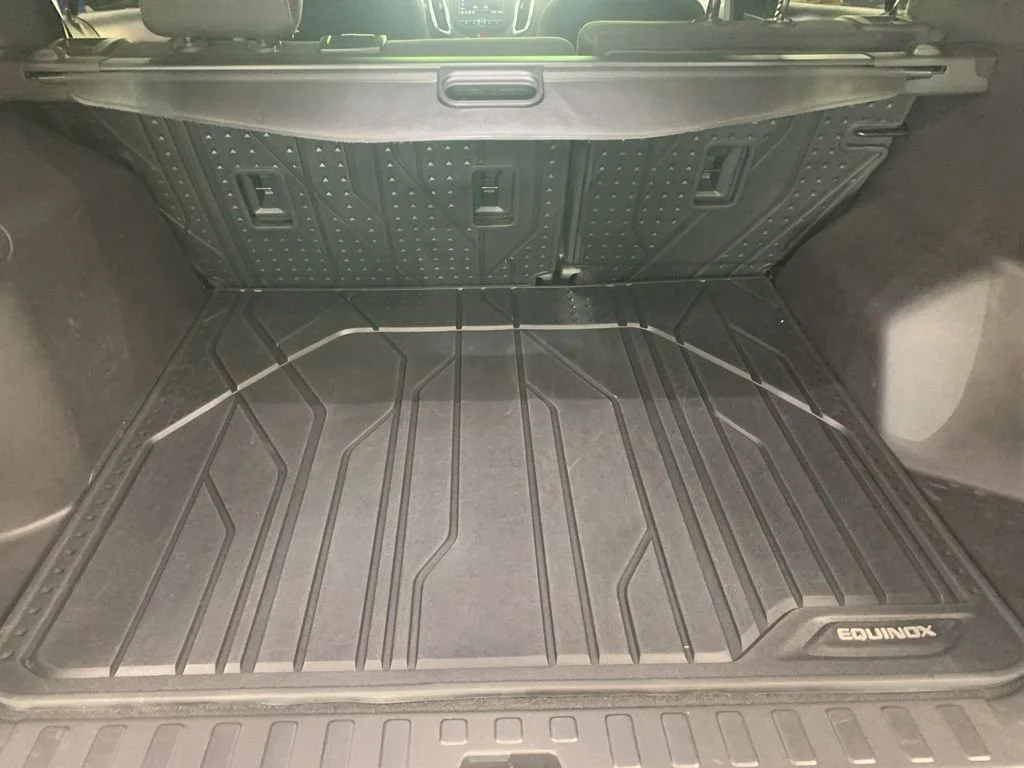 2023 Chevrolet Equinox LT - Photo 18