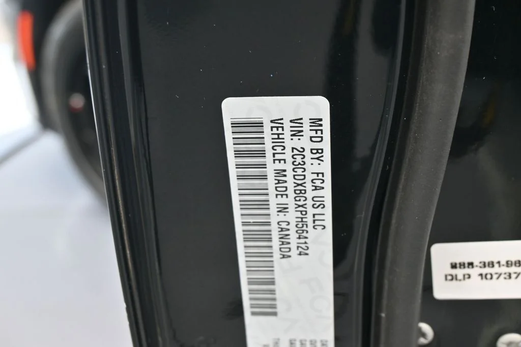 Used 2023 Pitch Black Clearcoat Dodge SXT image 16