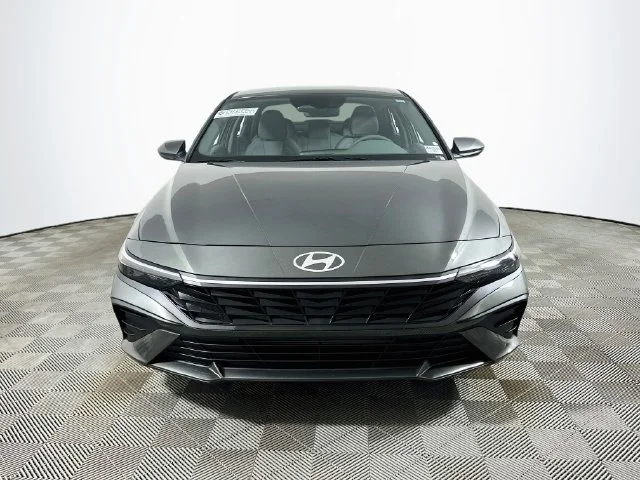New 2026 Gray Hyundai SE image 8