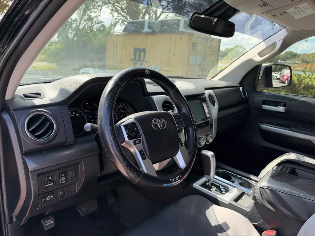 Used 2021 Black Toyota SR5 image 9