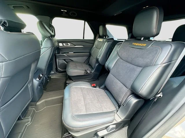 New 2026 Gray Ford Tremor image 16