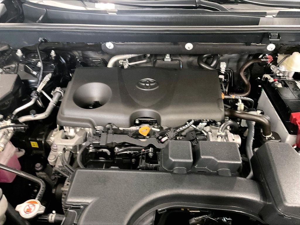 Used 2025 Black Toyota XLE Premium image 30