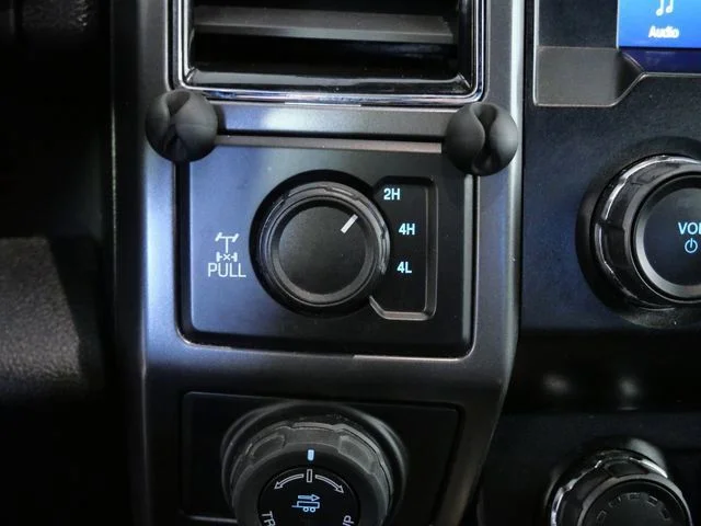 Used 2020 Red Ford XLT image 22