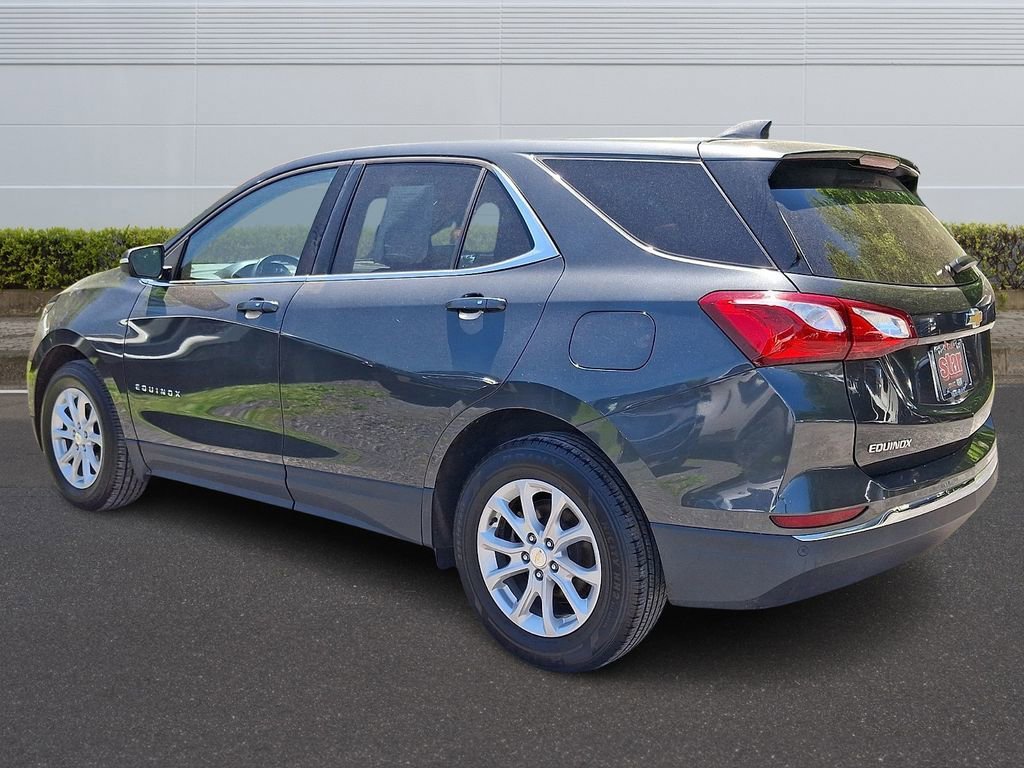 Used 2018 NIGHTFALL GRAY METALLIC Chevrolet LT image 5