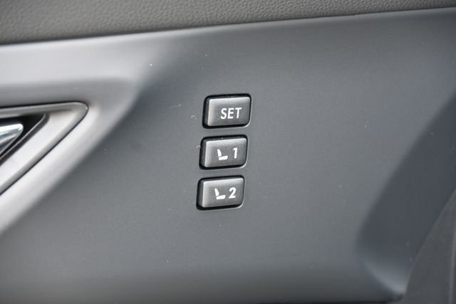 New 2026 White Subaru Onyx Edition Touring 7-Passenger image 20