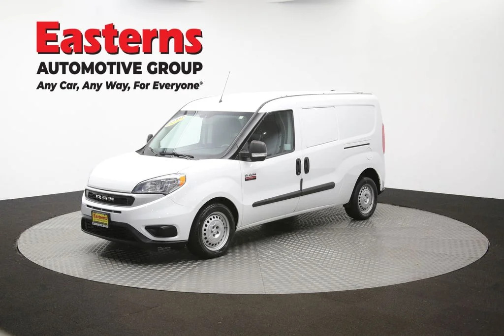 Used 2022 White Ram Base image 57