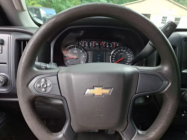 Used 2016 White Chevrolet Work Truck image 22