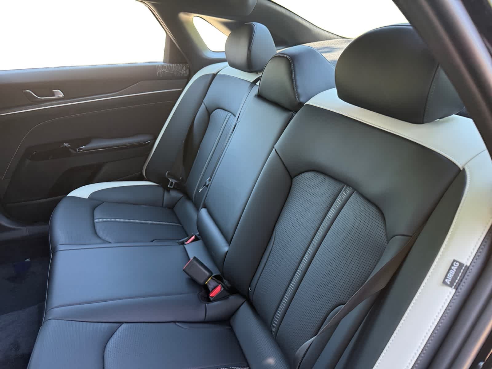 New 2026 Aurora Black Pearl Kia GT-Line image 22