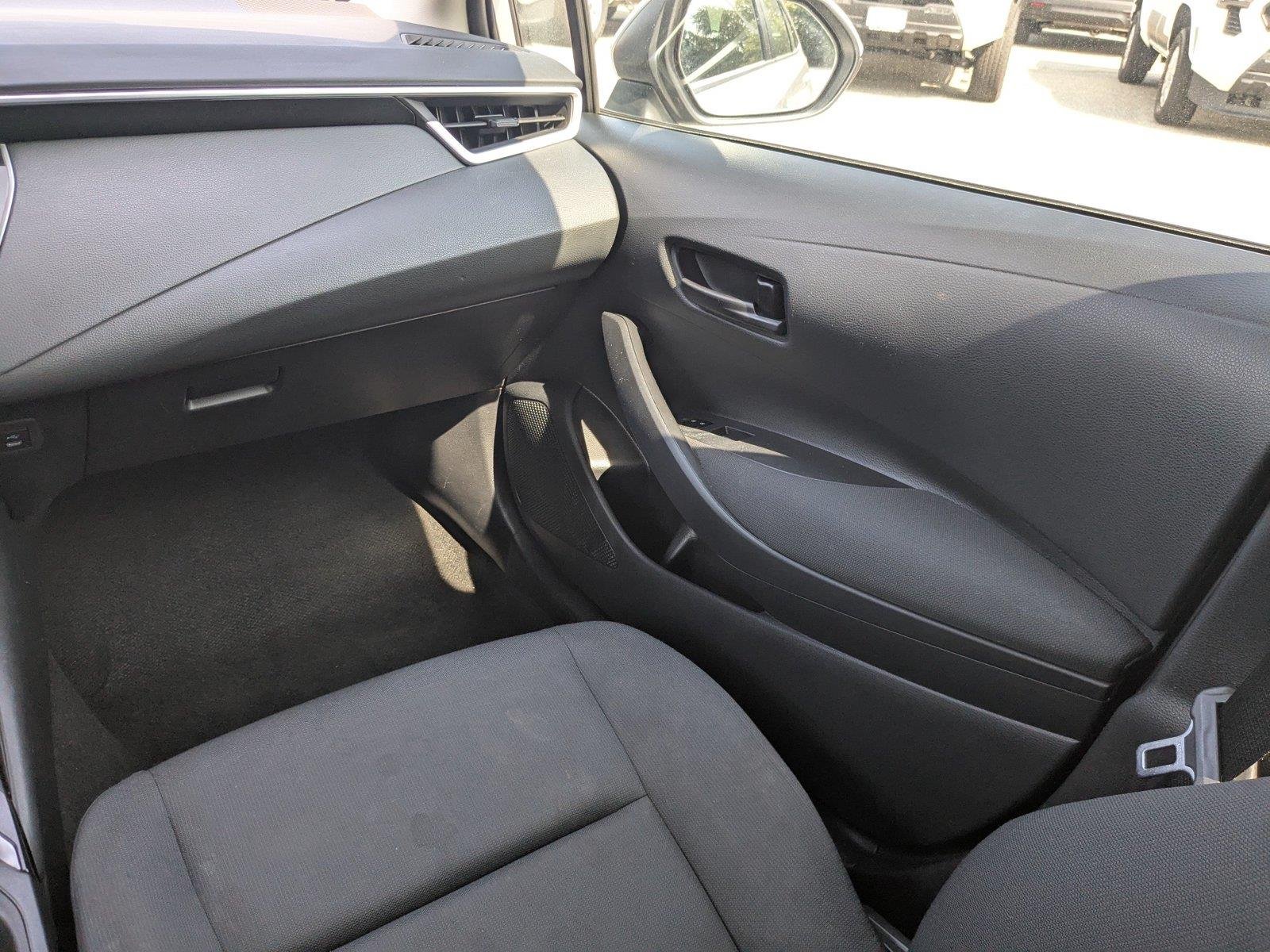 Used 2024  Toyota LE image 15