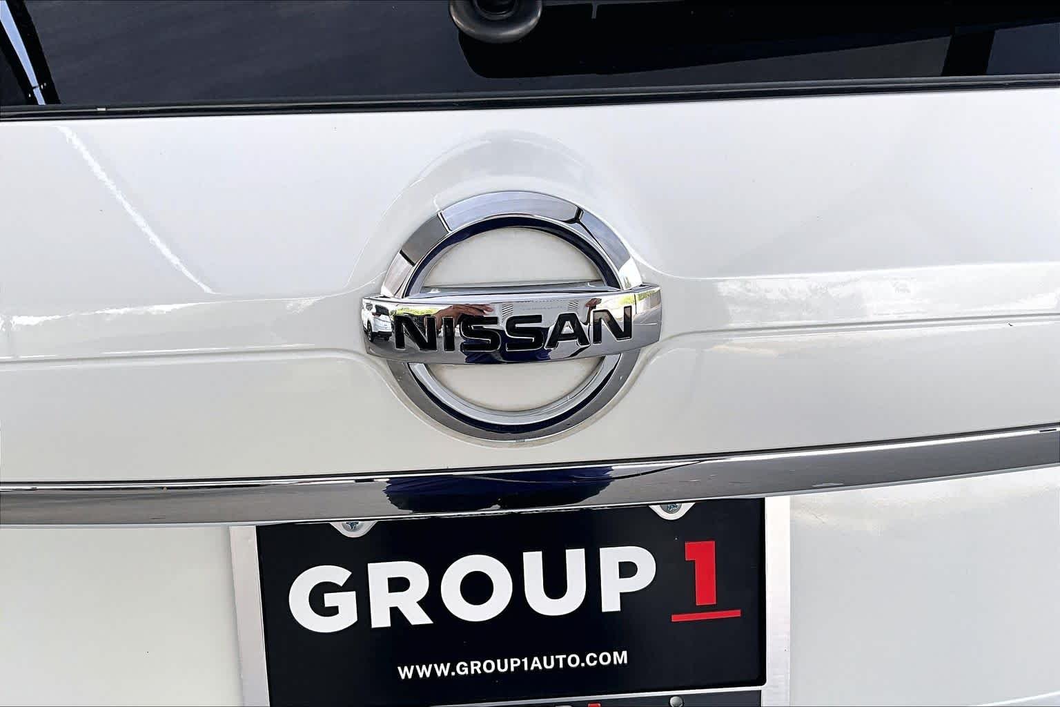 Certified Used 2020 Pearl White Tricoat Nissan SV image 30