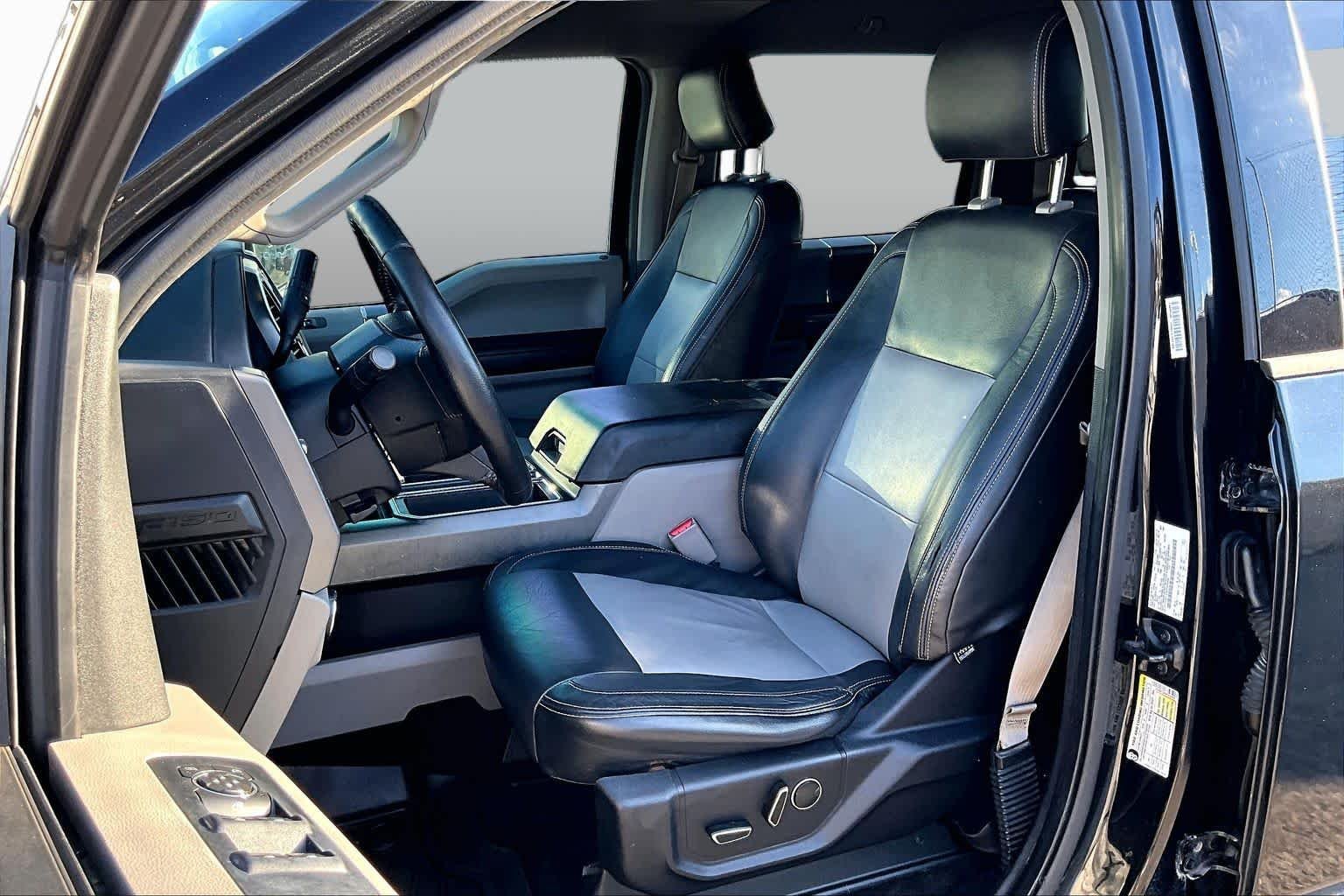 Used 2015 Tuxedo Black Metallic Ford XLT image 7