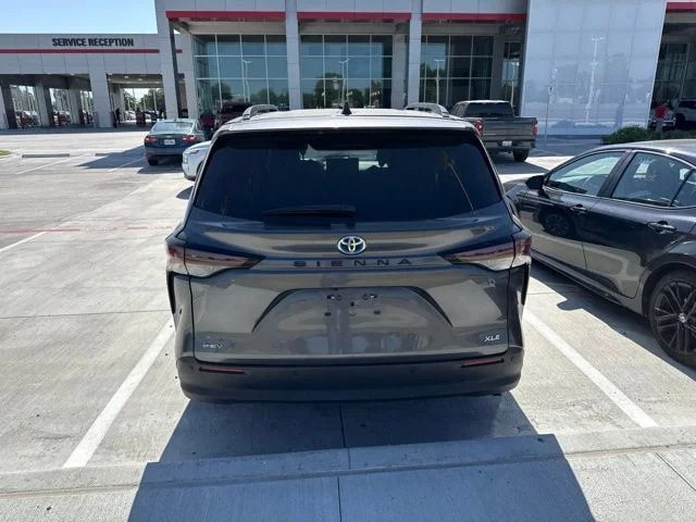 Used 2025 Gray Toyota XLE image 4