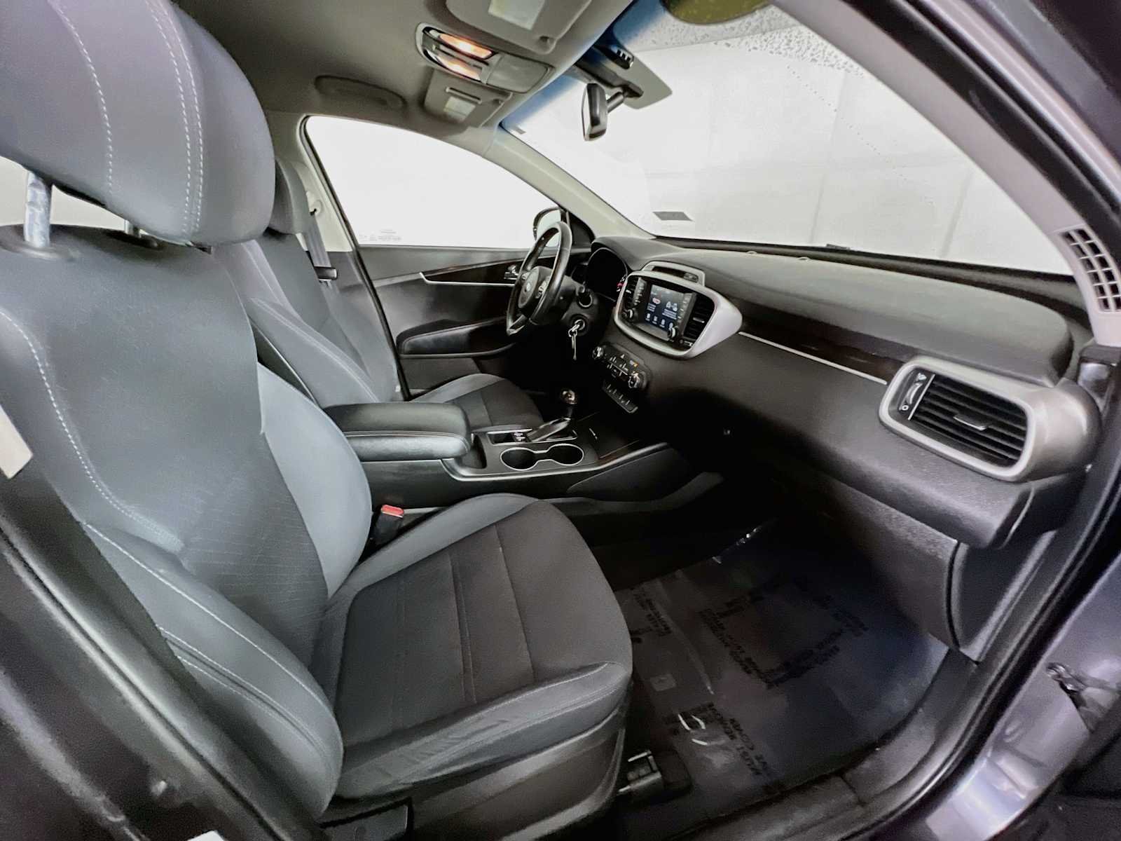 Used 2017 Platinum Graphite Kia LX image 27