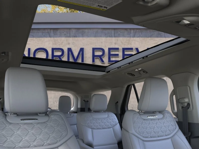New 2026 Star White Metallic Tri-Coat Ford Platinum™ image 52